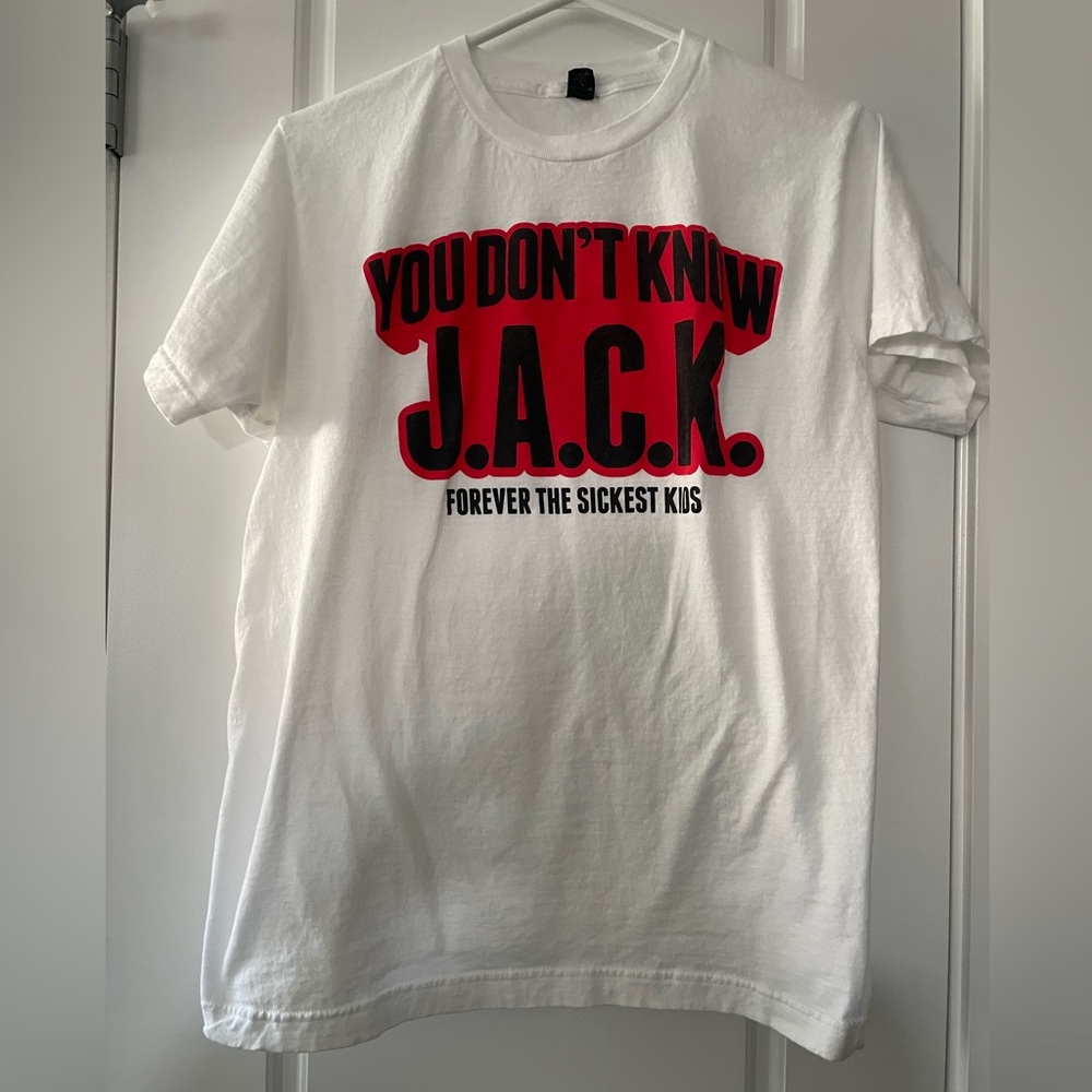 ✨ 3/$25 ✨ Forever the Sickest Kids Graphic Band Tee